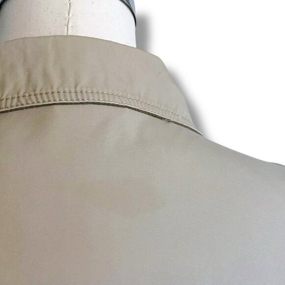 Orvis Mens Chore Coat Sz Medium Khaki Tan Barn Jacket Field Utility Mesh Lined - Picture 8 of 11